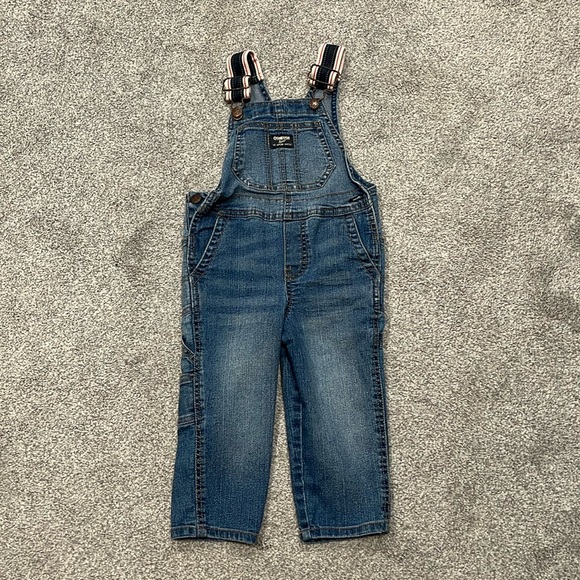 Osh kosh overalls - Picture 1 of 4